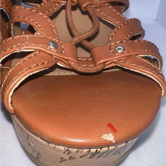 ♦️ Women's Tan Gladiator Sandals - Picture 5 of 5